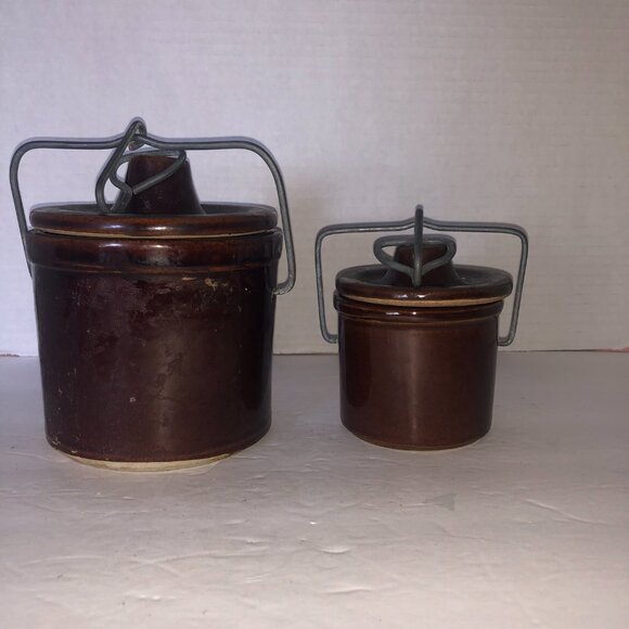 Vintage 2 Brown Ceramic Stoneware Crock Cannisters with Lids - Picture 4 of 10
